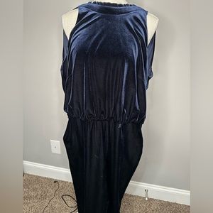 Jumpsuit velvet navy blue without Sleeveless.